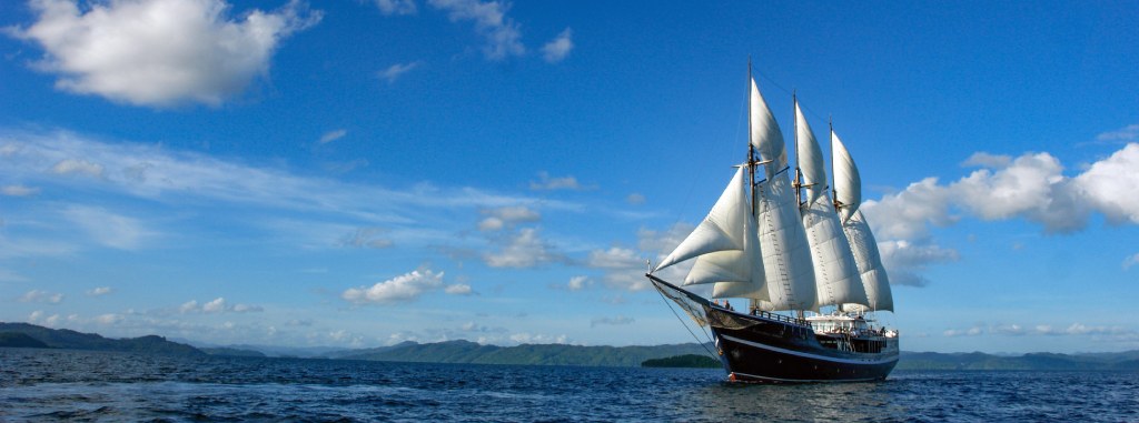 Dewi – Under Sail hires Dewi Under Sail Dampier